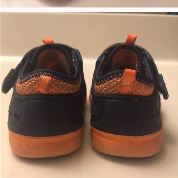 Striderite Shoes - Picture 2 of 6